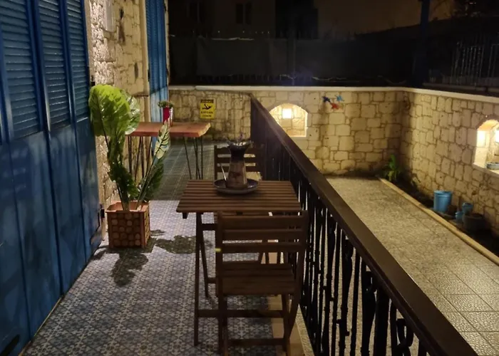 Проживание в семье Catkapi Ciftlikkoey -izmir Кешме