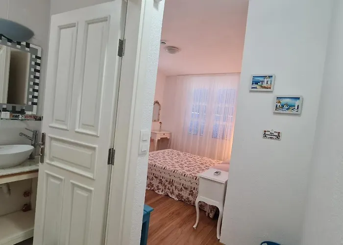 Catkapi Ciftlikkoey -izmir Проживание в семье Кешме