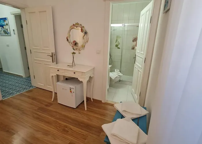 Catkapi Ciftlikkoey -izmir Кешме